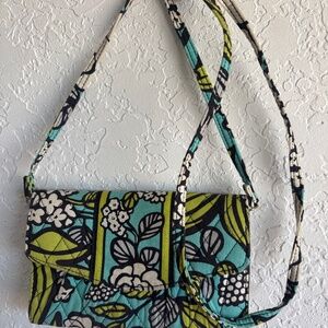 Vera Bradley Trifold Wallet Corssbody